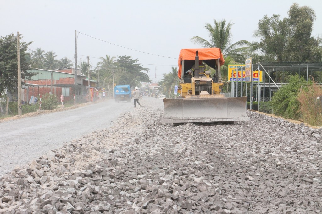 Đẩy nhanh tiến độ giải ngân vốn đầu tư công, thực hiện 3 Chương trình mục tiêu quốc gia