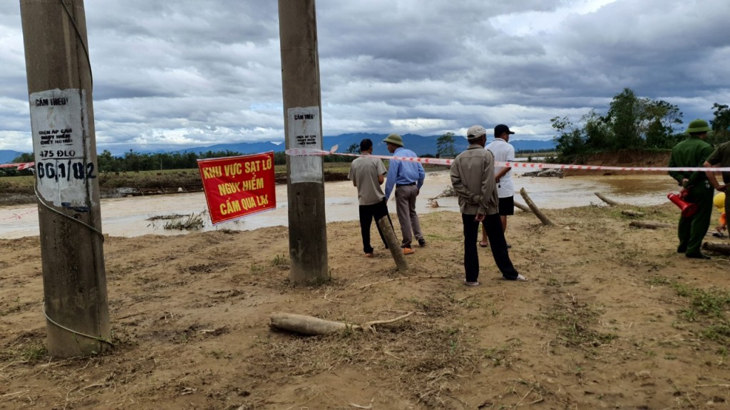 Quảng Nam: Đất canh tác trôi sông Vu Gia - Quảng Huế, người dân đứng ngồi không yên