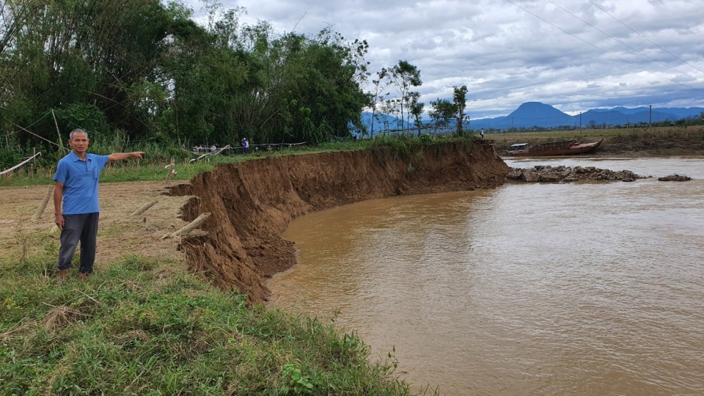 Quảng Nam: Đất canh tác trôi sông Vu Gia - Quảng Huế, người dân đứng ngồi không yên