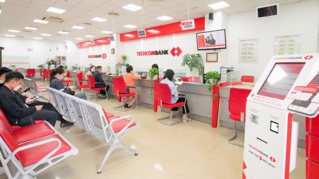 Techcombank tiếp đà tăng trưởng ấn tượng trong 9 tháng