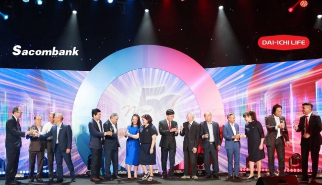Sacombank và Dai-ichi Life Việt Nam kỷ niệm 5 năm hợp tác