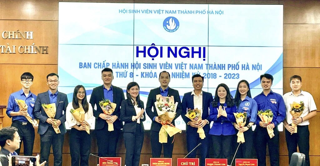 Đồng chí Nguyễn Tiến Hưng trở thành tân Chủ tịch Hội Sinh viên Việt Nam TP Hà Nội