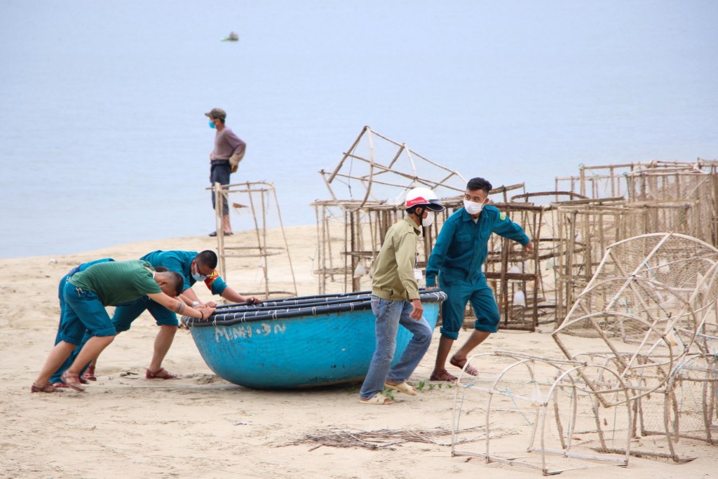 Chủ động ứng phó, giảm thiểu thiệt hại do áp thấp nhiệt đới