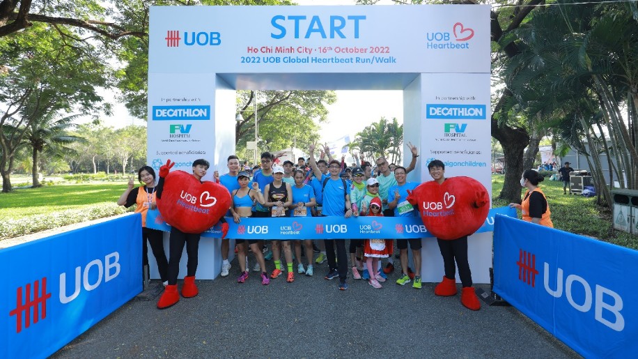 Giải chạy bộ, đi bộ 2022 UOB Global Heartbeat gây quỹ vì cộng đồng