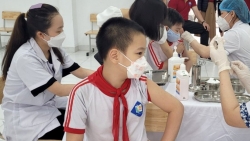Tổ chức điểm tiêm lưu động tiêm chủng vắc xin phòng COVID-19 trên địa bàn quận Thanh Xuân
