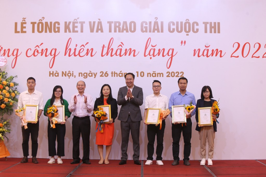 Tổng kết và trao giải cuộc thi “Những cống hiến thầm lặng” năm 2022