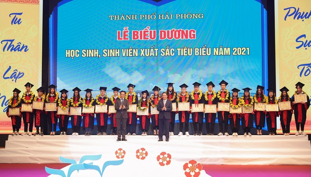 Lễ biểu dương học sinh, sinh viên xuất sắc tiêu biểu thành phố Hải Phòng năm 2021 