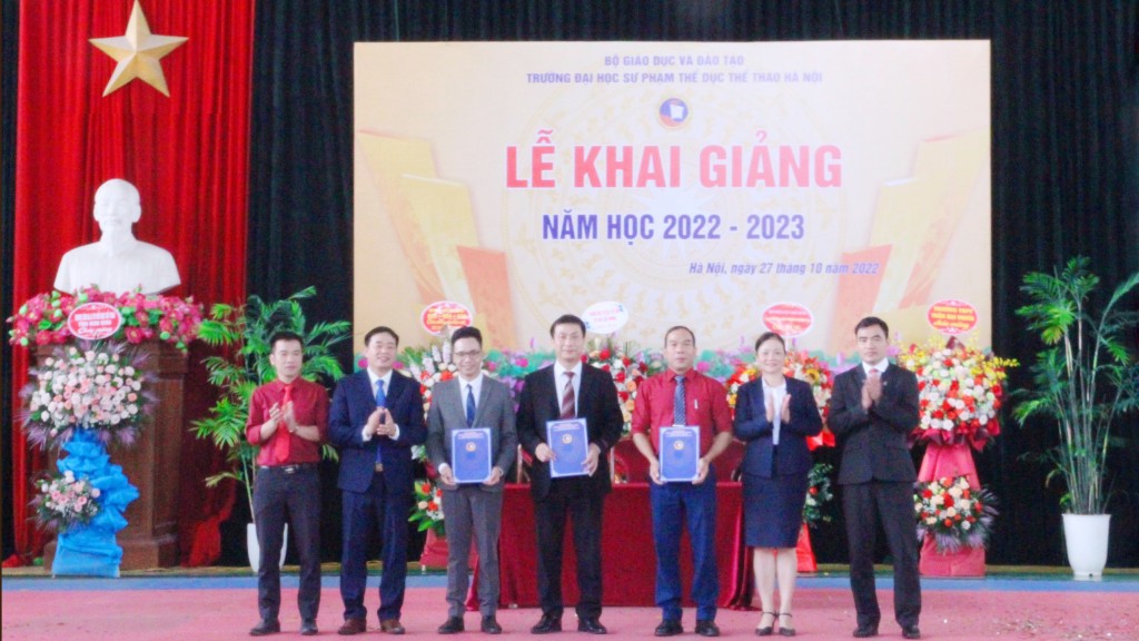 Đại học Sư phạm TDTT Hà Nội long trọng khai giảng năm học mới