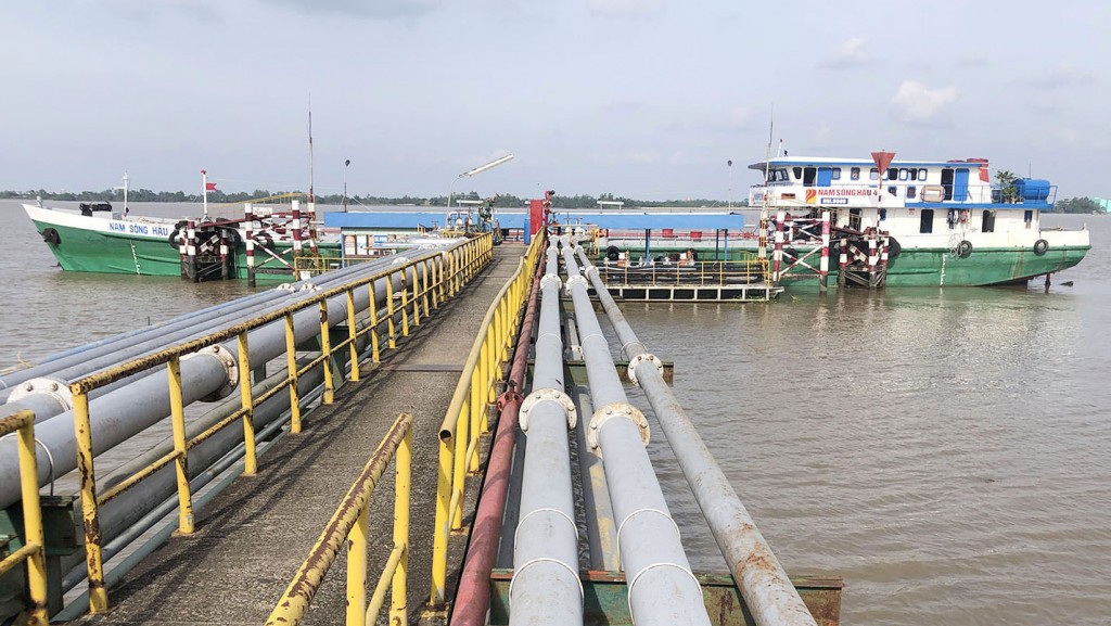 Đồng bằng sông Cửu Long: Nhà máy NSH Petro nỗ lực hoạt động cung cấp xăng dầu