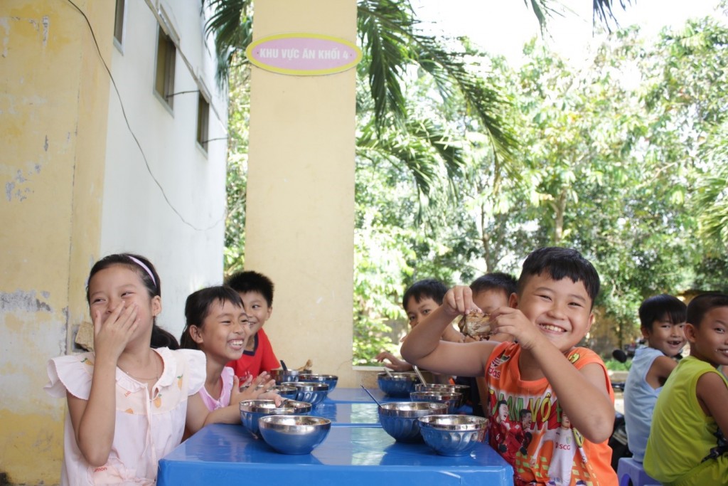 Đảm bảo công tác an toàn thực phẩm bữa ăn nội trú tại Yên Bái