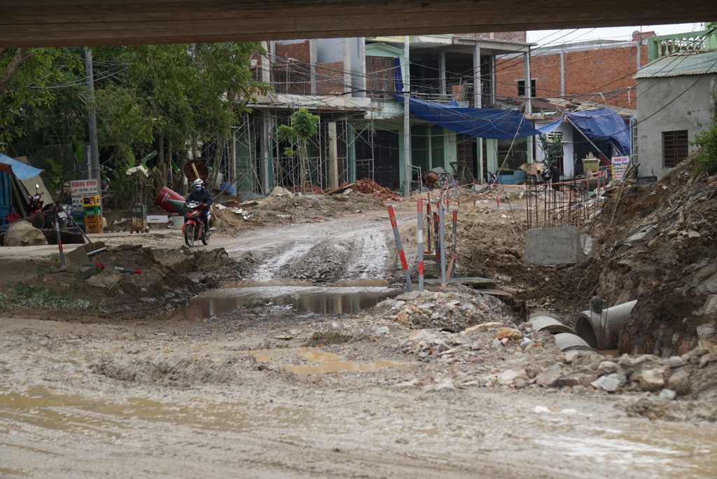 Đà Nẵng: Dự án đường ven sông Cu Đê hơn 700 tỷ đồng bị sụt lún sau mưa