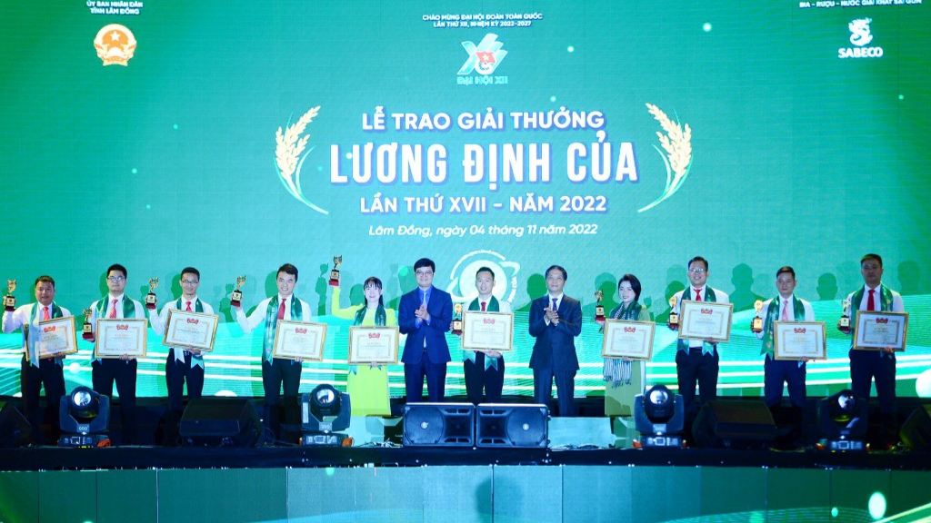 32 “Nhà nông trẻ” xuất sắc nhận Giải thưởng Lương Định Của năm 2022