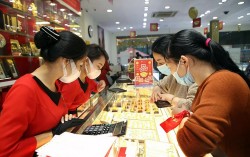 Nhu cầu tiêu thụ vàng của người Việt tăng hơn gấp đôi so với cùng kỳ năm ngoái