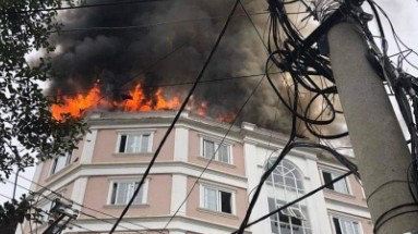 Thành phố Cao Bằng: Cháy nhà hàng trên phố Lý Tự Trọng
