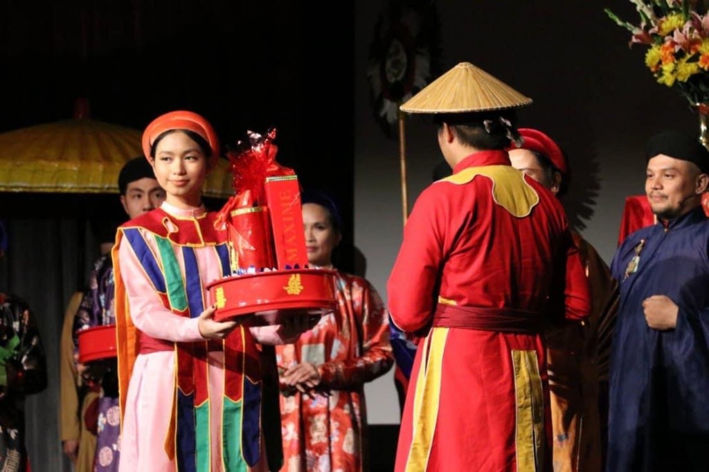 Kể chuyện đám cưới Việt truyền thống tại Mỹ