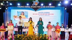 Vinh danh 100 giáo viên, giảng viên đạt Giải thưởng “Nhà giáo trẻ tiêu biểu”