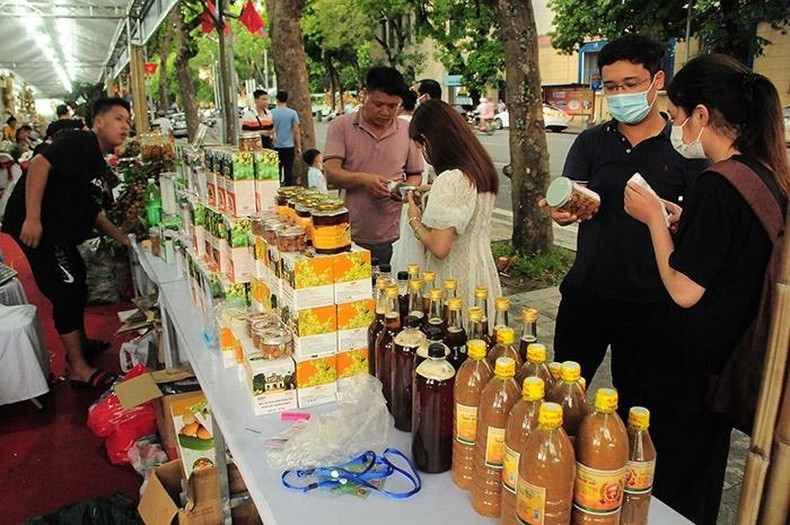 Tuần hàng Quảng bá nông sản, sản phẩm OCOP Hà Nội và các tỉnh, thành phố năm 2022 do Trung tâm Xúc tiến đầu tư, thương mại, du lịch Hà Nội tổ chức.