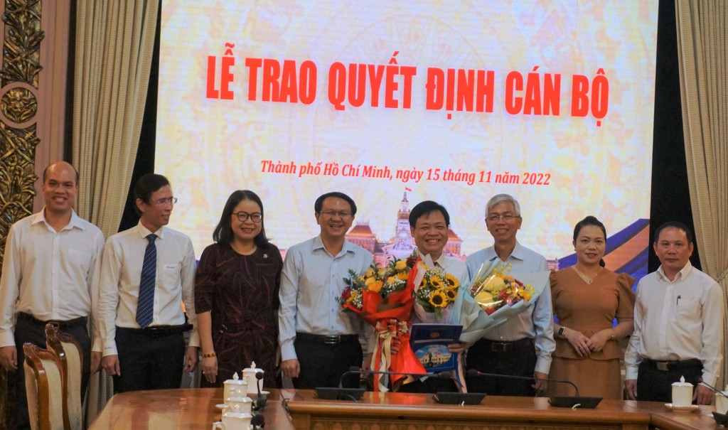 ông Lê Quốc Cường - Phó Giám đốc Sở Thông tin và Truyền thông TP đến nhận công tác và giữ chức Phó Trưởng Ban Quản lý Khu Công nghệ cao 