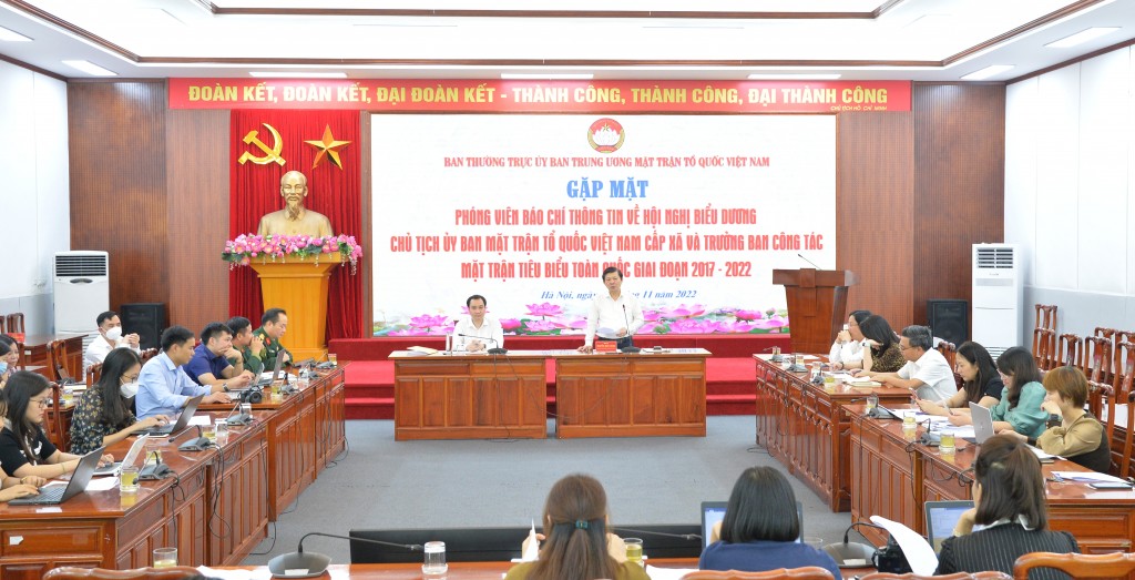 Ngày 27/11, biểu dương 299 Chủ tịch Mặt trận cấp xã và Trưởng ban công tác Mặt trận tiêu biểu toàn quốc