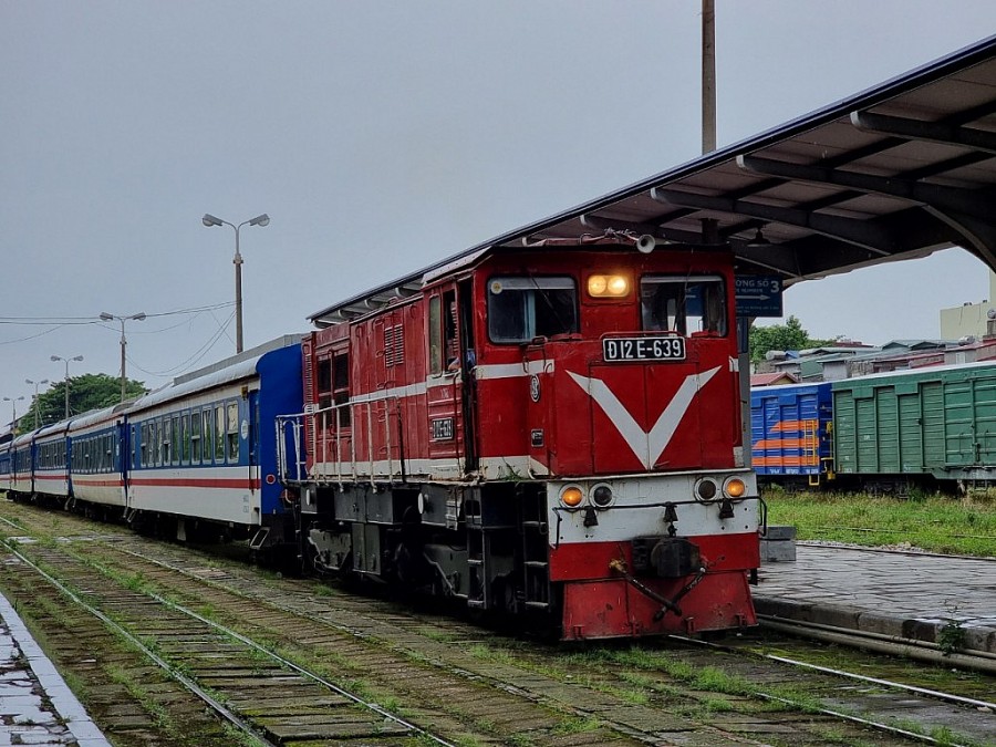 Tăng cường thêm nhiều tàu đi các tỉnh miền Trung vào dịp Tết Quý Mão 2023