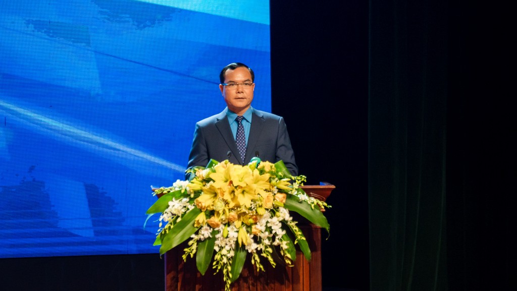Ông Nguyễn Đình Khang, Ủy viên Trung ương Đảng, Chủ tịch Tổng Liên đoàn Lao động Việt Nam, Trưởng Ban Chỉ đạo chương trình phát biểu khai mạc