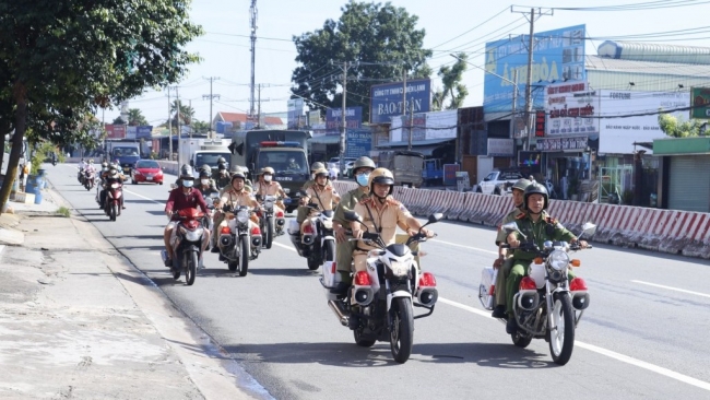 Công an thị xã Bến Cát - lá chắn thép bảo vệ cuộc sống bình yên của Nhân dân