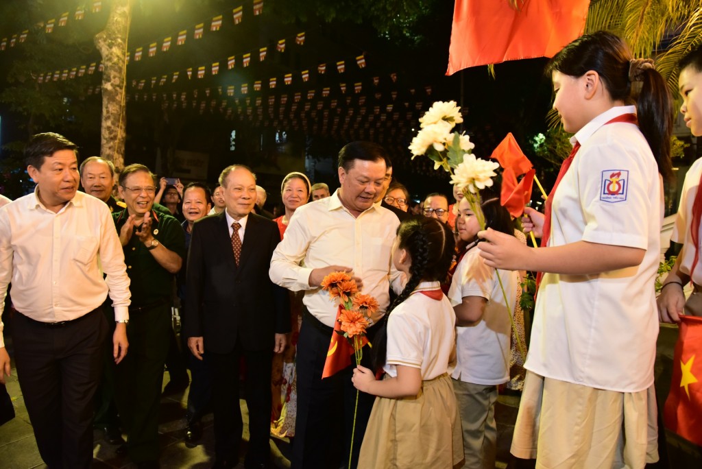 Đoàn kết, đồng lòng, xây dựng tổ dân phố ngày càng phát triển, văn minh