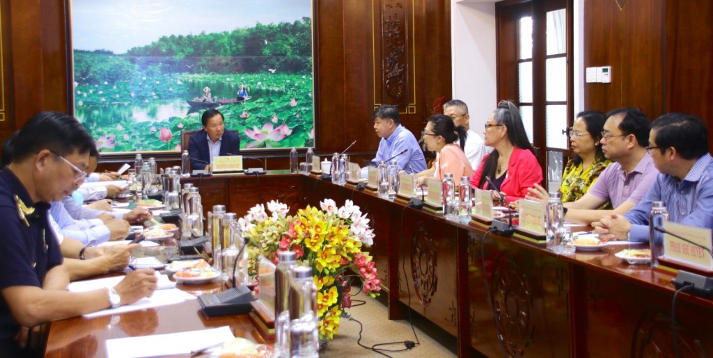 Chủ tịch UBND tỉnh Long An Nguyễn Văn Út tiếp và làm việc với Tập đoàn Tripod