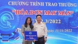 Cục Thuế tỉnh Thừa Thiên - Huế trao thưởng “Hóa đơn may mắn” cho các hộ kinh doanh