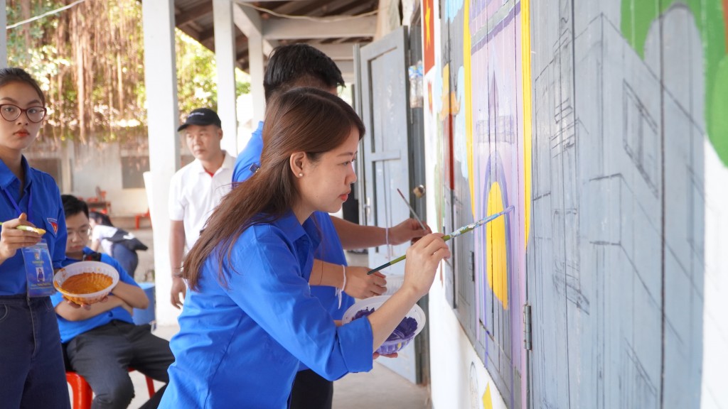 Nhiều hoạt động ý nghĩa được tuổi trẻ Thủ đô thực hiện tại Thủ đô Viêng Chăn