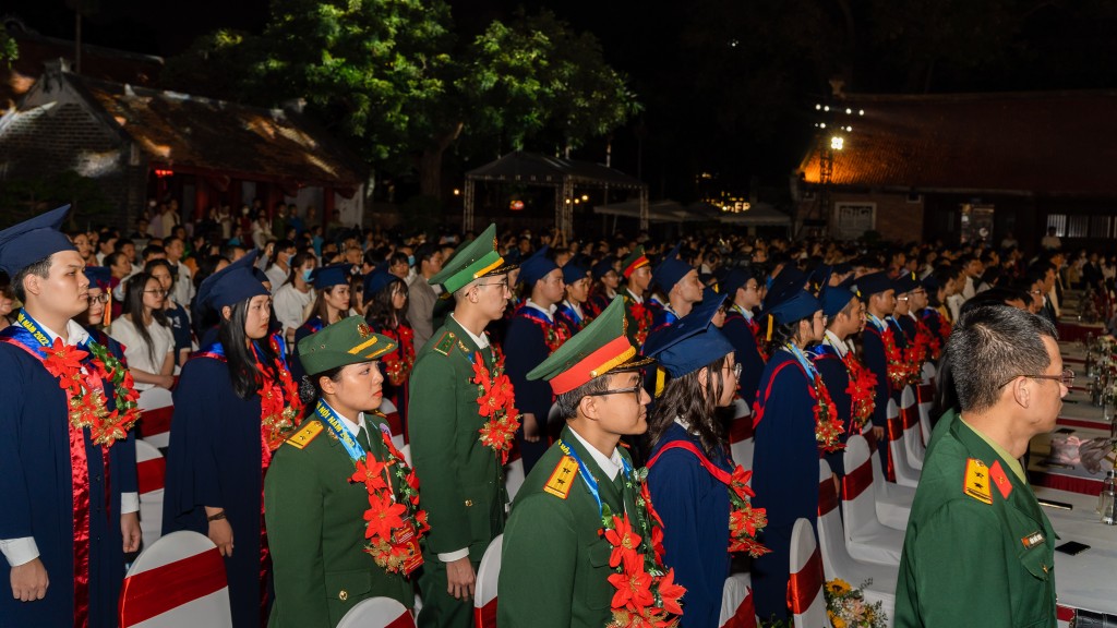 Lễ tuyên dương Thủ khoa xuất sắc tốt nghiệp các trường đại học, học viện trên địa bàn TP Hà Nội năm 2022