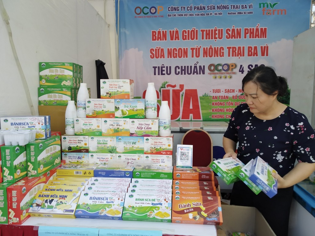 Khai trương điểm giới thiệu và bán sản phẩm OCOP tại huyện Ba Vì