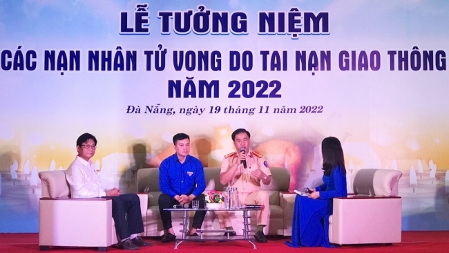 Đà Nẵng: Hơn 300 đoàn viên, thanh niên tưởng niệm các nạn nhân tử vong do tai nạn giao thông