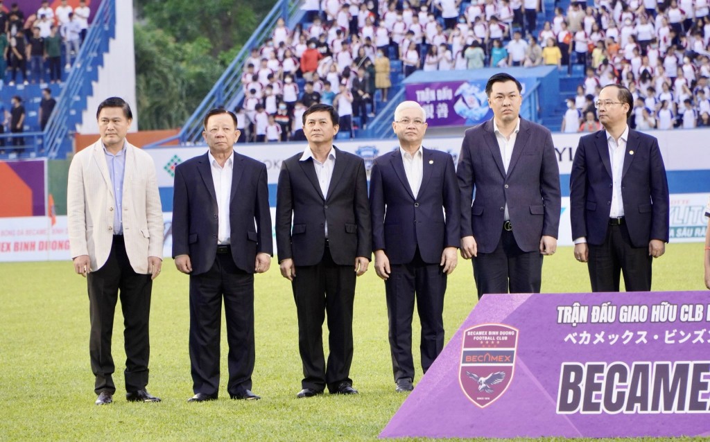 Giao hữu bóng đá giữa CLB Becamex Bình Dương - Kawasaki Frontale kỷ niệm 50 năm ngoại giao Việt Nam - Nhật Bản