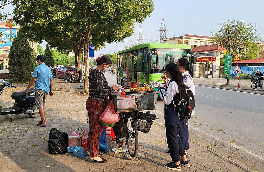 Đảm bảo an toàn thực phẩm thức ăn đường phố tại phố đi bộ, ẩm thực