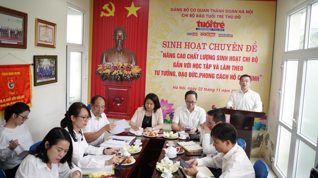 Để sinh hoạt chi bộ 