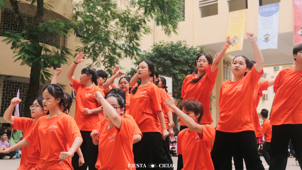 Mãn nhãn với màn trình diễn “Flashmob Day” của thầy trò trường chuyên Sư phạm