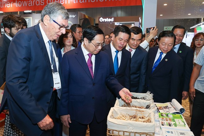 Thủ tướng Phạm Minh Chính: Khuyến khích kinh tế xanh, chuyển đổi số, kinh tế tuần hoàn