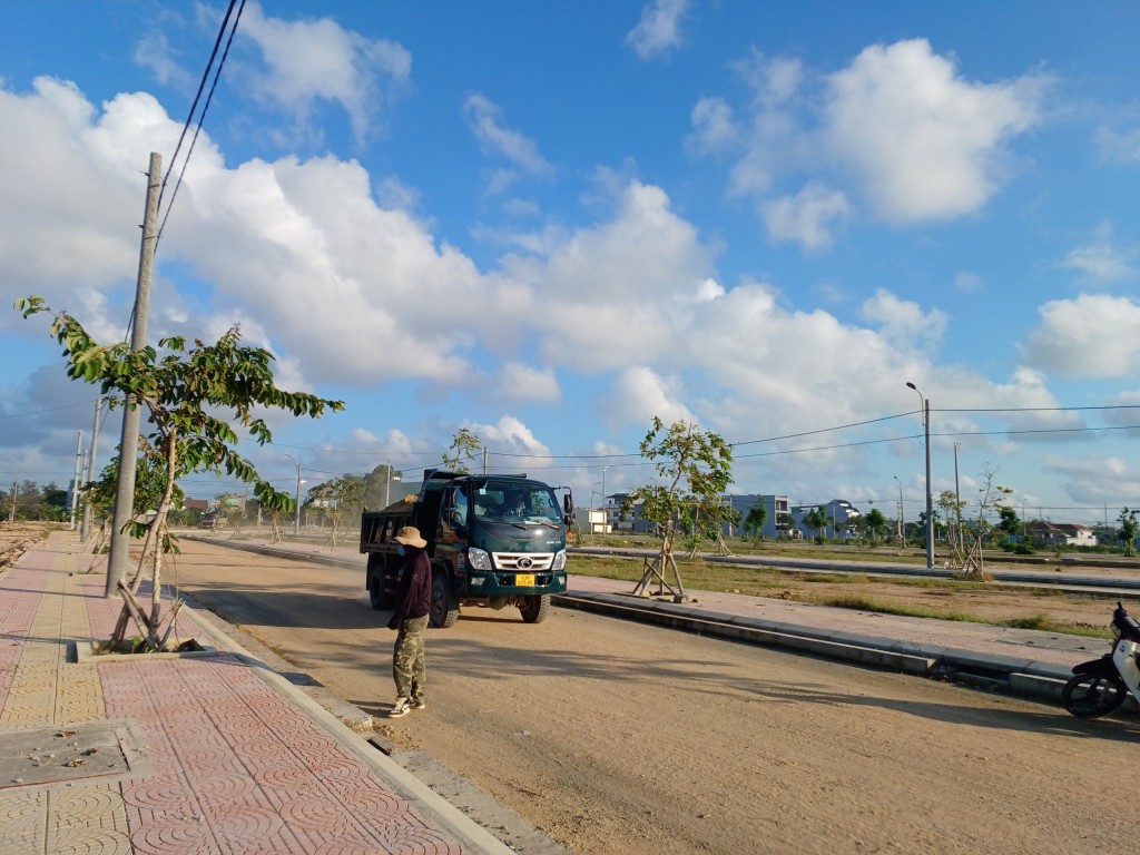 Công ty Sài Gòn  - Thành Đạt "chơi chiêu" lấp đất của dân để lấy hiện trạng trái phép