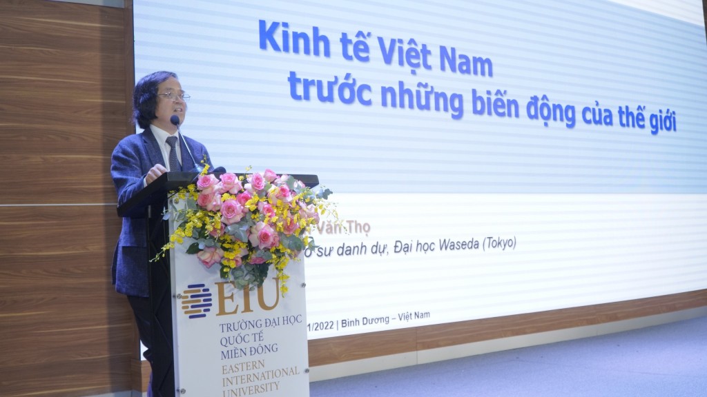 GS Trần Văn Thọ diễn thuyết tại Trường Đại học Quốc tế Miền Đông