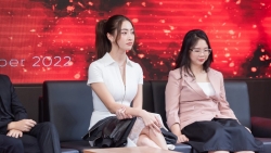 Hoa hậu Lương Thùy Linh chia sẻ góc nhìn khác về định kiến “chân dài – đại gia”