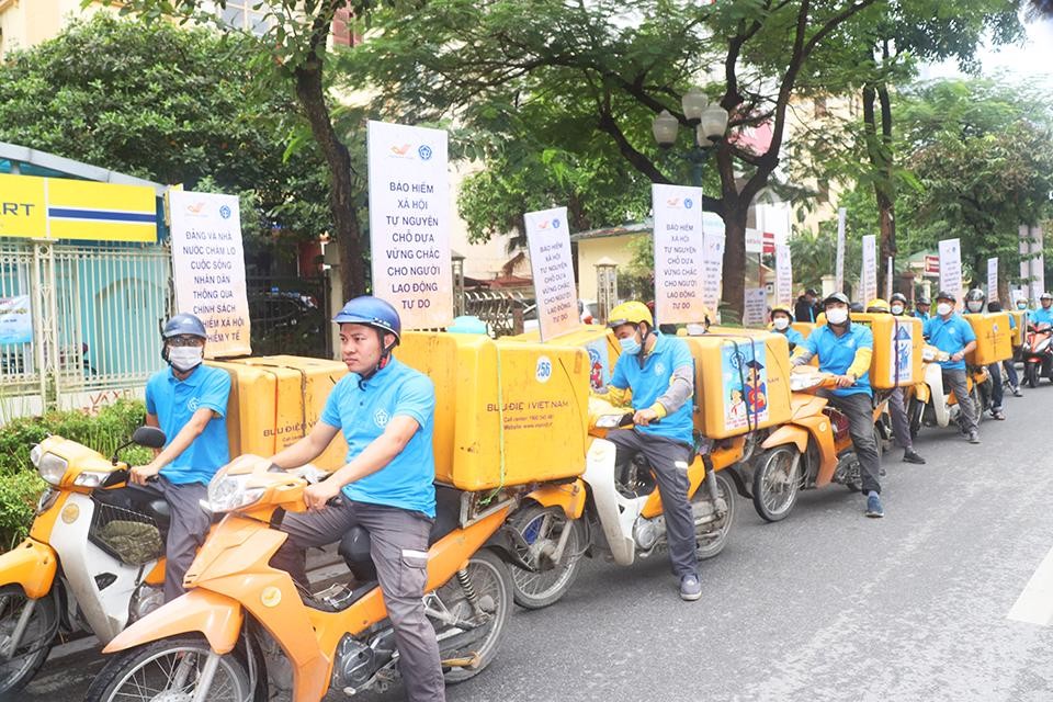 Hà Nội: Phát triển gần 1.200 người tham gia BHXH tự nguyện, BHYT hộ gia đình