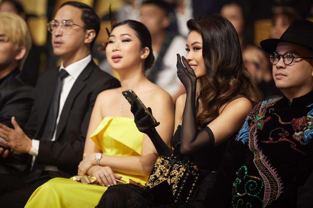 Tiên Nguyễn giành giải thưởng Influencer của năm tại Star Awards 2022