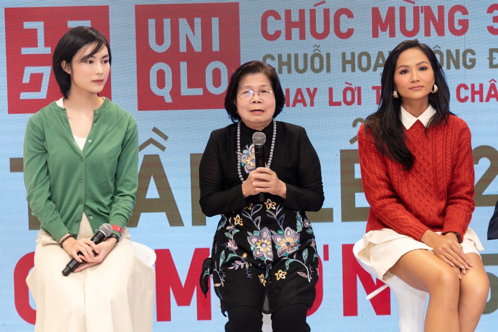 Bà Vũ Kim Hạnh Chủ tịch Hội Doanh Nghiệp Hàng Việt Nam Chất Lượng Cao chia sẻ về hoạt động hợp tác cùng UNIQLO 