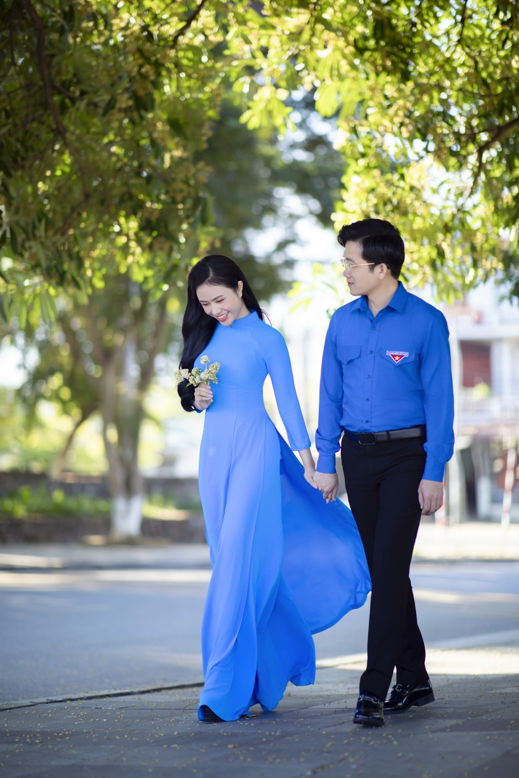 Độc đáo bộ ảnh cưới mang màu xanh áo Đoàn của Lương Hải Yến