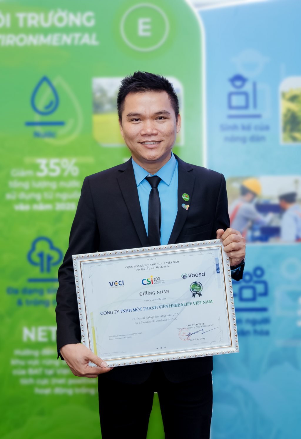 Herbalife Việt Nam được vinh danh top 100 Doanh nghiệp Bền vững Việt Nam năm 2022