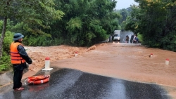 Các tỉnh, thành phố từ Hà Tĩnh đến Khánh Hòa chủ động ứng phó mưa lớn