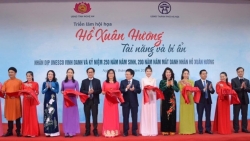 Sở Văn hóa và Thể thao Hà Nội phối hợp tổ chức triển lãm tranh, thơ về Hồ Xuân Hương tại Nghệ An