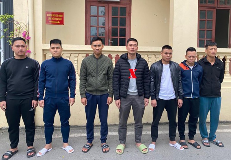Nhóm đối tượng trong đường dây cá độ bóng đá do Nguyễn Trọng Tùng cầm đầu