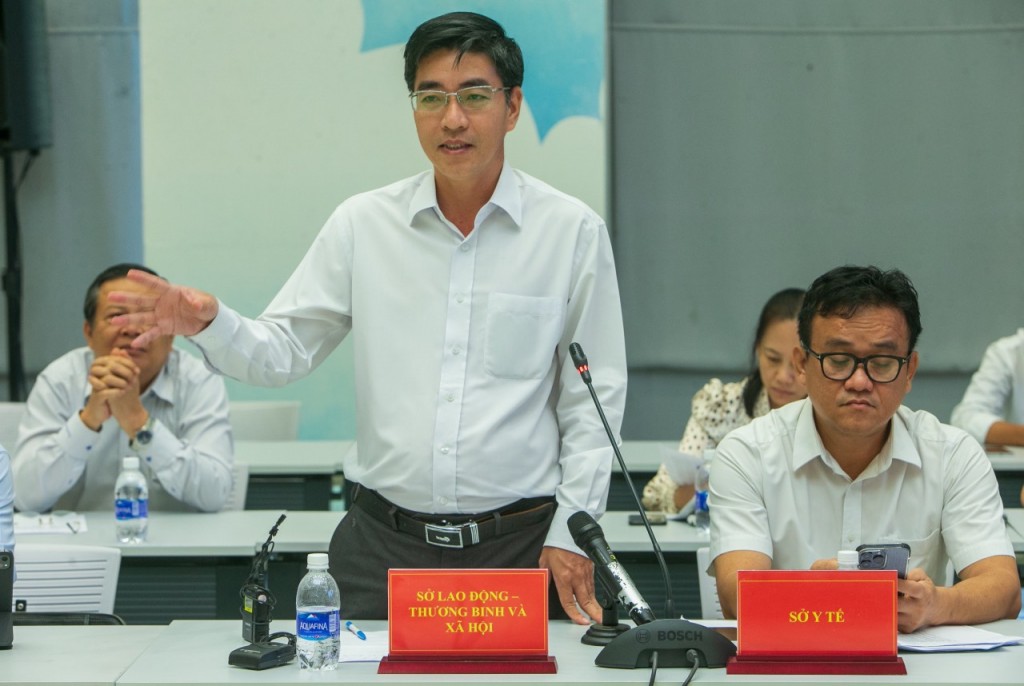 Ông Phạm Văn Tuyên – Phó Giám đốc Sở Lao động, Thương binh và Xã hội thông tin về giải ngân tiền hỗ trợ thuê nhà trọ cho người lao động